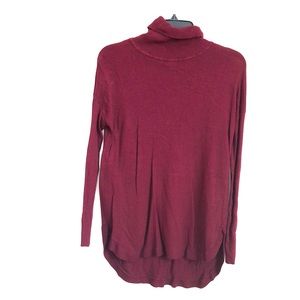 Long turtle neck sweater